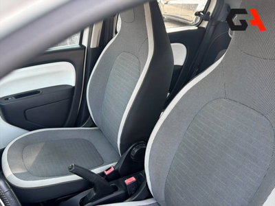 Renault Twingo SCe EDC Lovely (12)