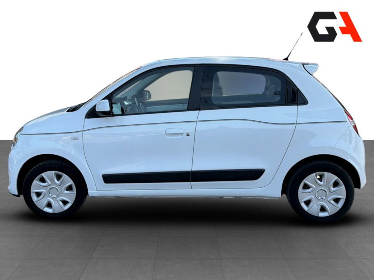 Renault Twingo SCe EDC Lovely (4)