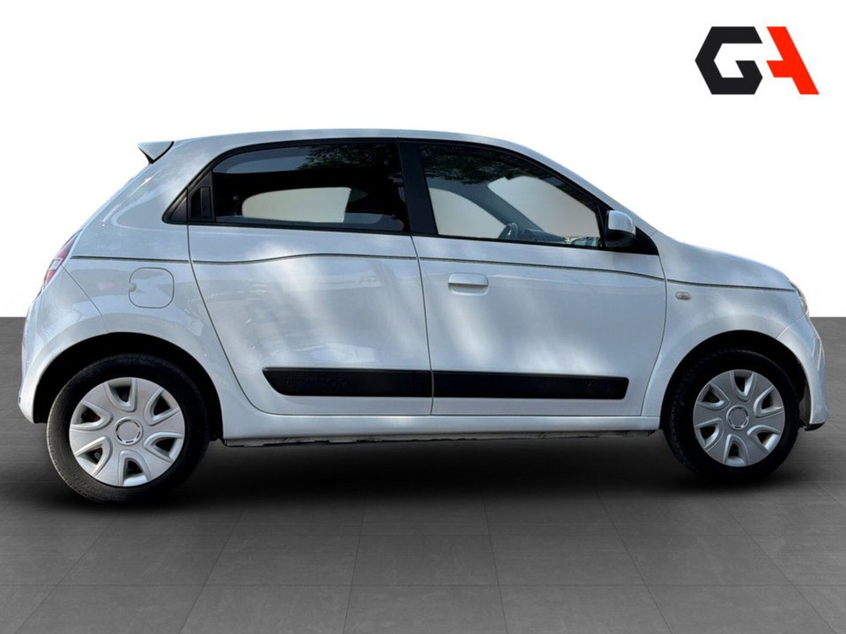 Renault Twingo SCe EDC Lovely (8)