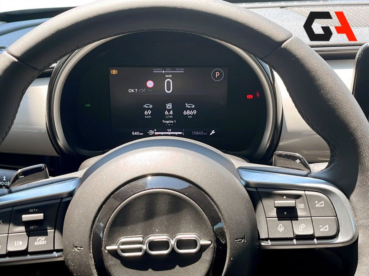 Fiat 600 1.2 hybrid Icon 145cv auto (10)