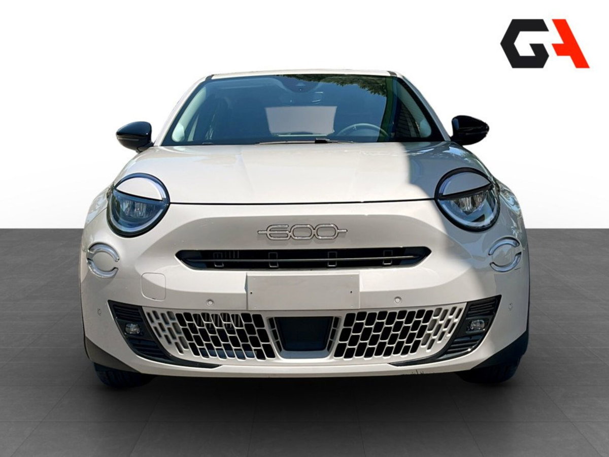 Fiat 600 1.2 hybrid Icon 145cv auto (2)