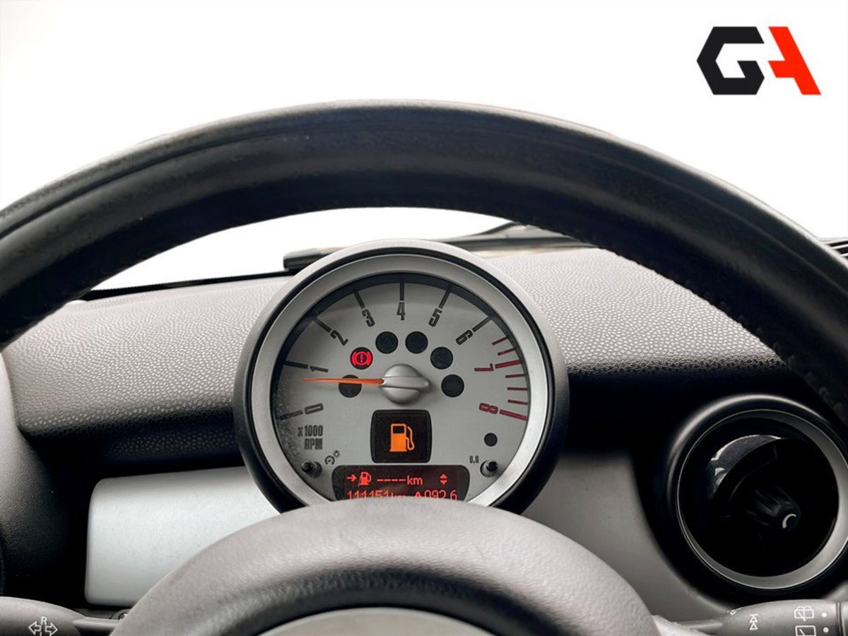 MINI Mini 1.6 16V One (72kW) (10)
