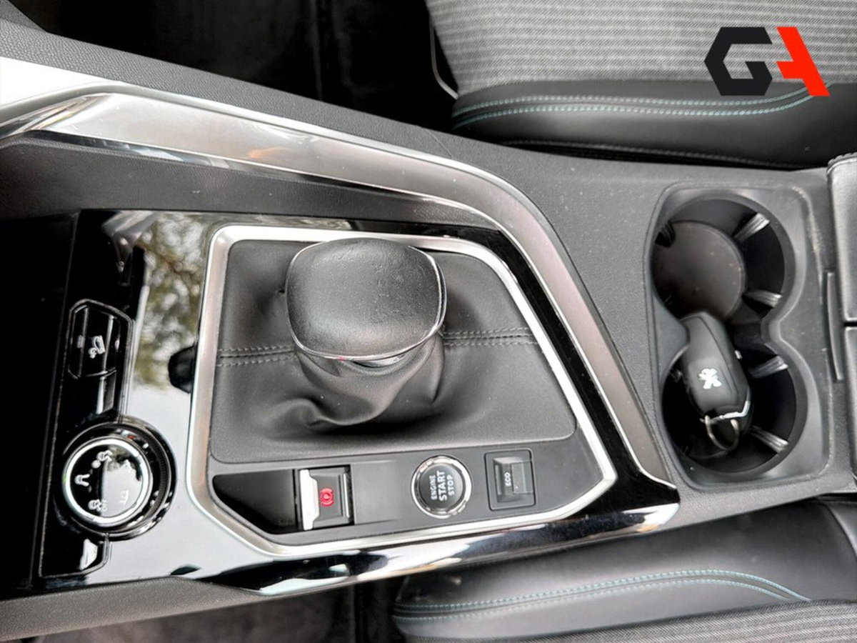 Peugeot 3008 BlueHDi 130 S&S Allure (19)