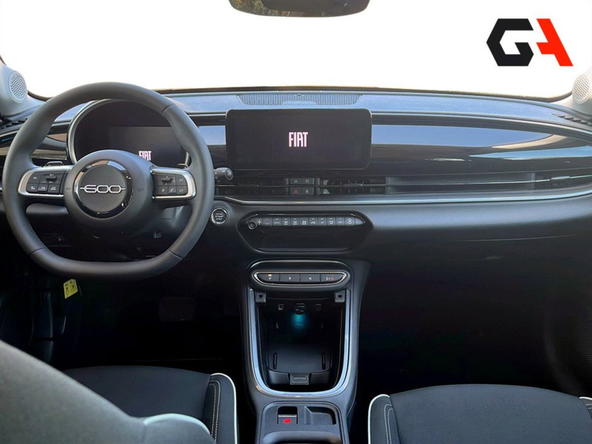 Fiat 600 1.2 hybrid Icon 145cv auto (16)