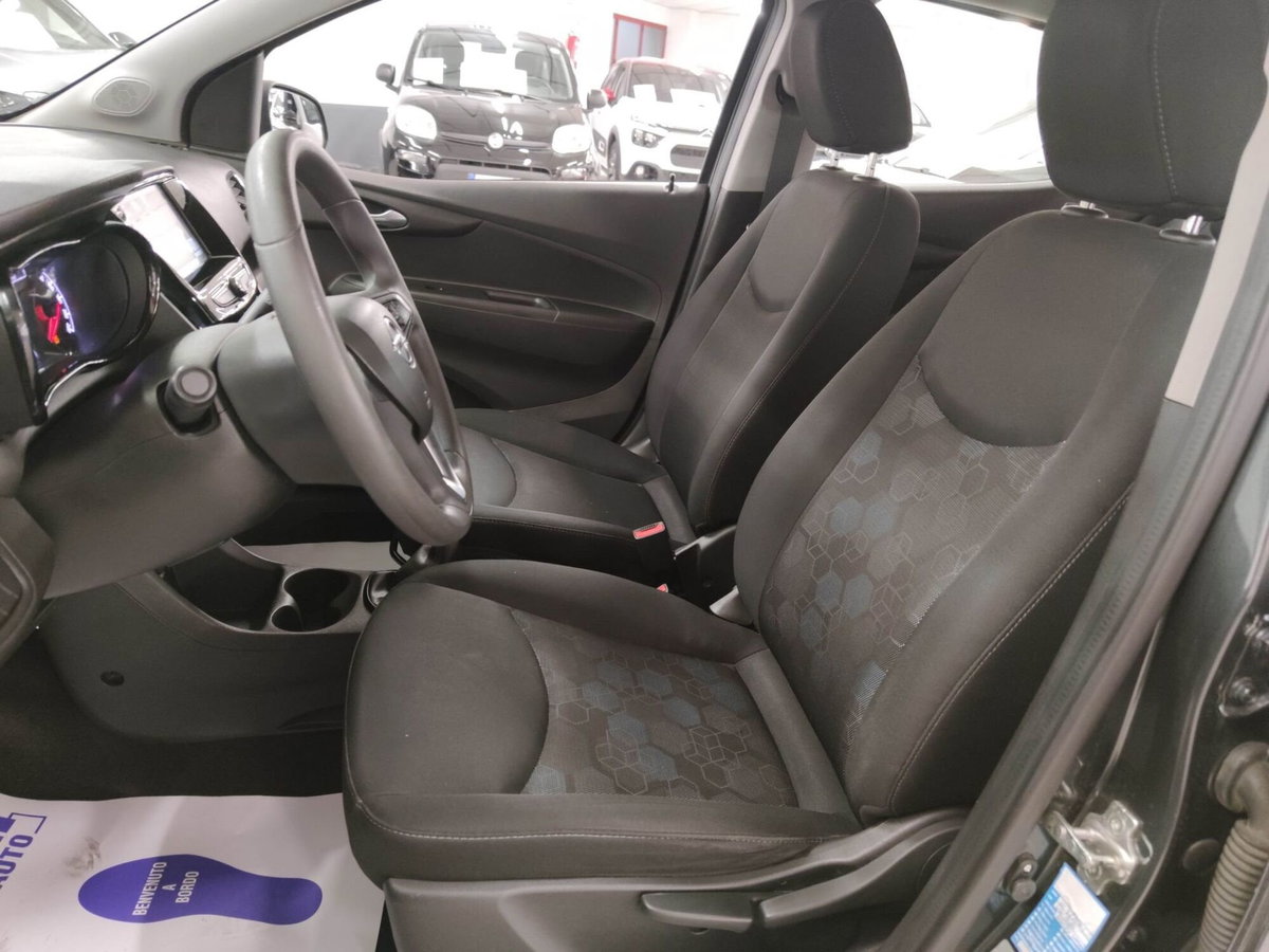 Opel Karl Rocks 1.0 75 CV (11)