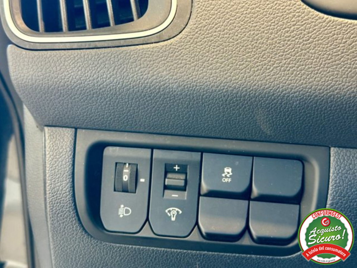 Kia Rio 1.2 CVVT 5p. Active (17)