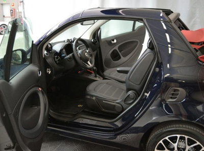 smart Fortwo Cabrio EQ cabrio Suitered (22kW) (2)