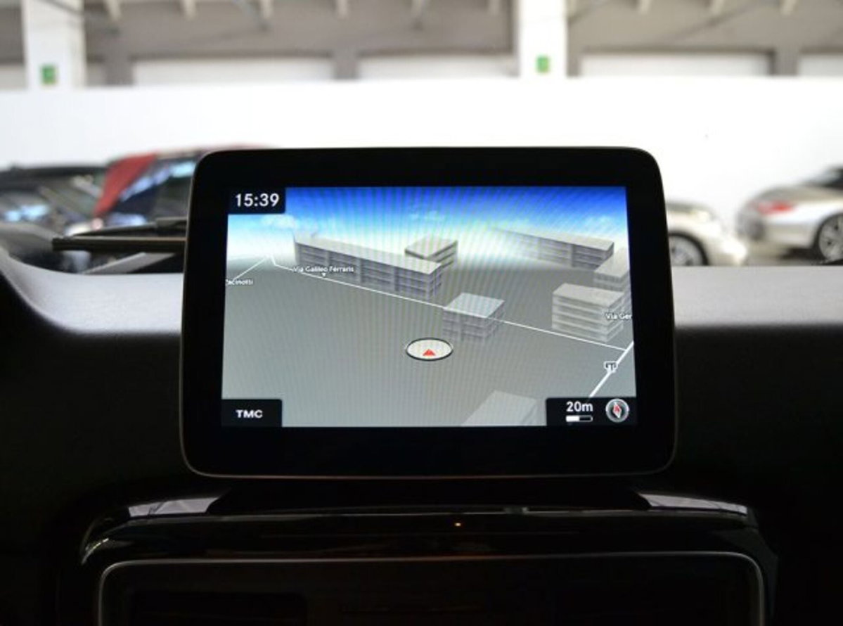 Mercedes-Benz Classe G 350 d (9)