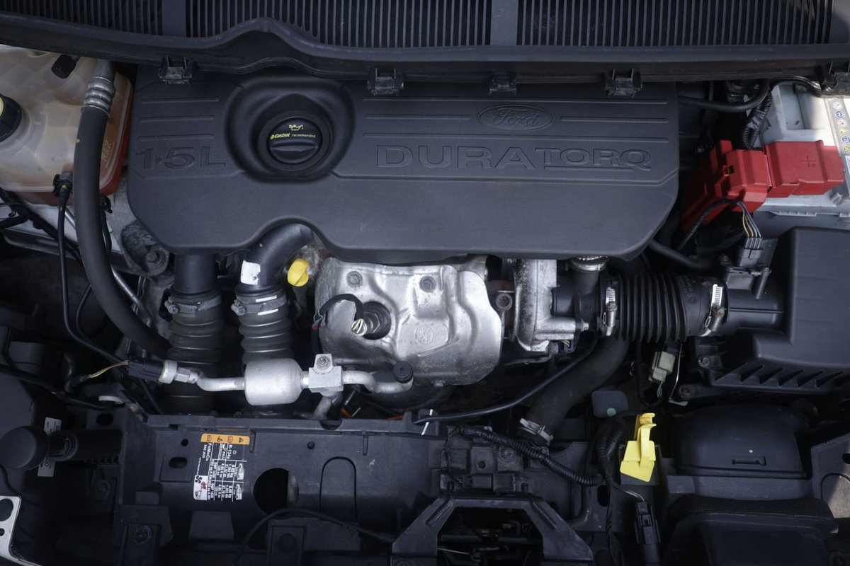 Ford Transit Courier 1.5 TDCi 75CV  Trend (16)