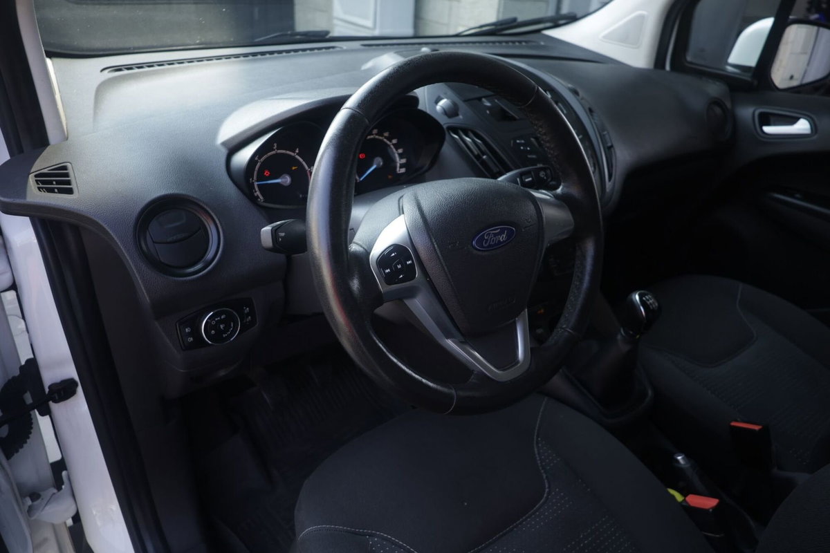 Ford Transit Courier 1.5 TDCi 75CV  Trend (8)