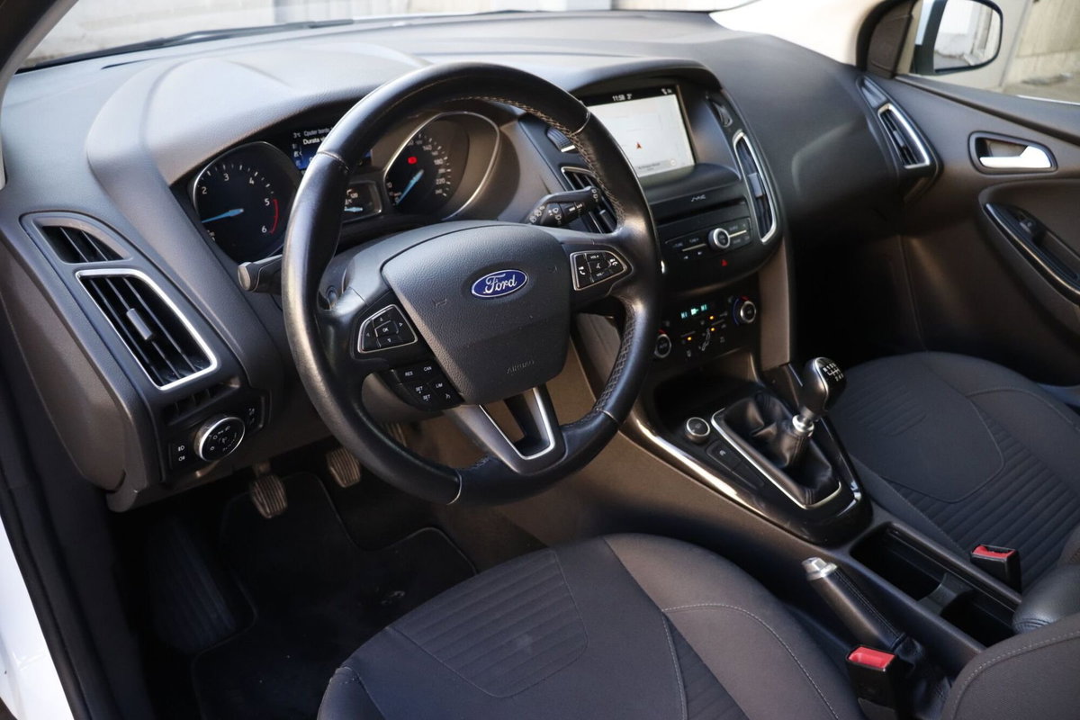 Ford Focus 1.5 TDCi 120 CV Start&Stop Titanium (16)