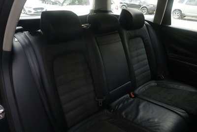 Volkswagen Passat Variant 2.0 TDI 170CV DPF Highline (13)