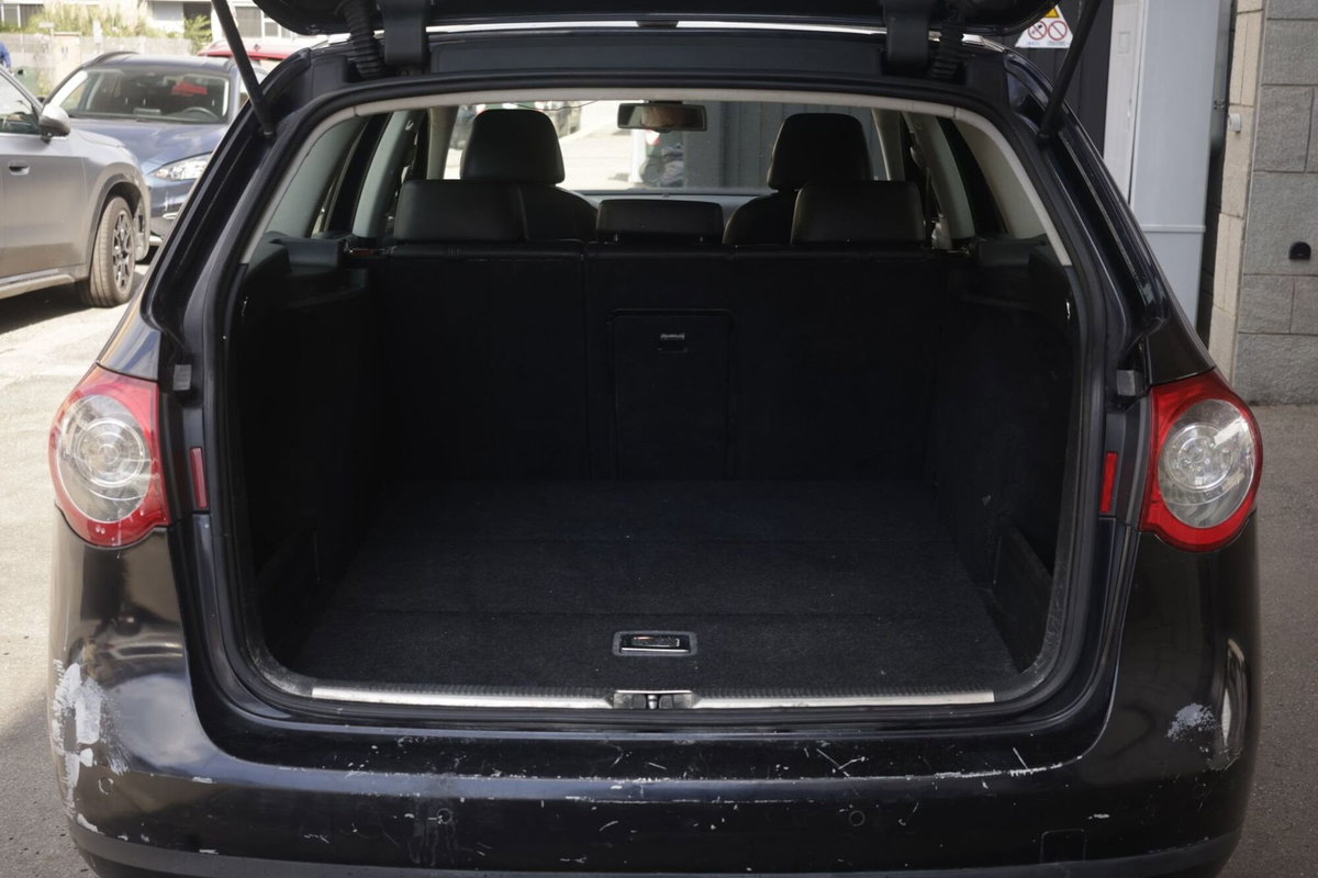 Volkswagen Passat Variant 2.0 TDI 170CV DPF Highline (19)