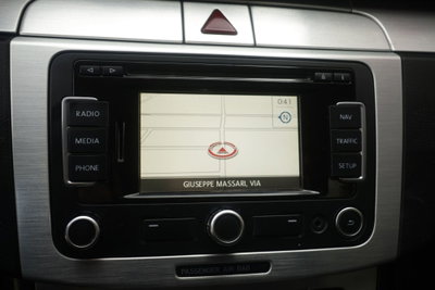 Volkswagen Passat Variant 2.0 TDI 170CV DPF Highline (7)