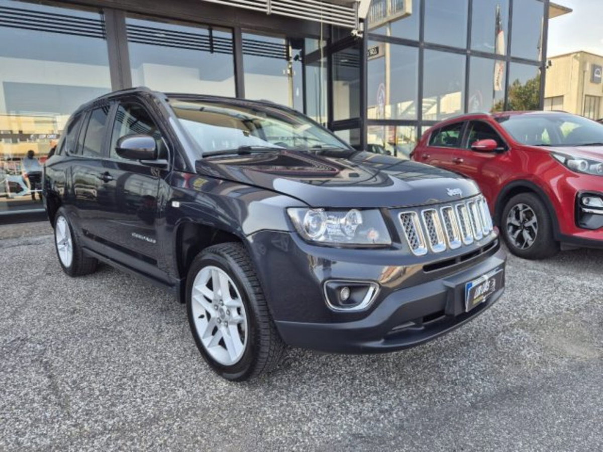 Jeep Compass 2.2 CRD Limited (3)