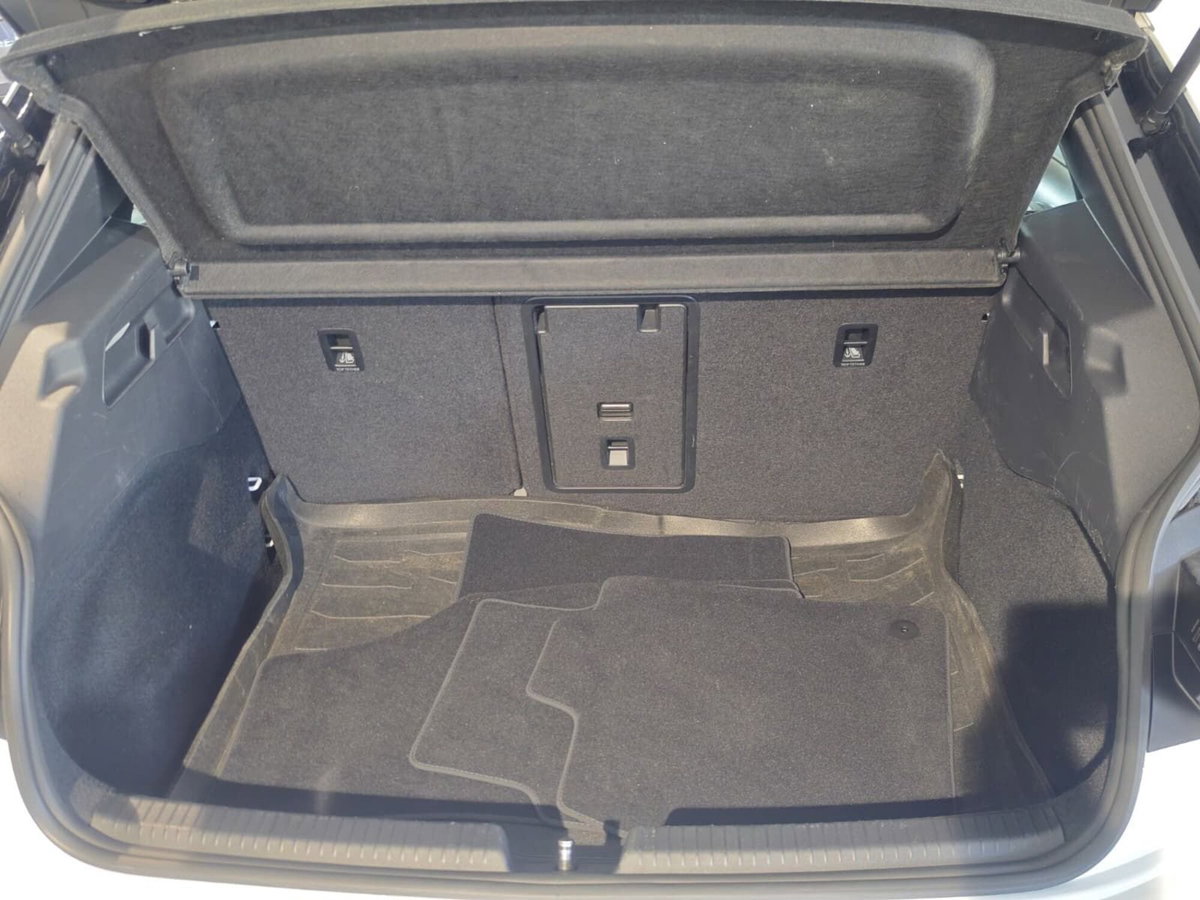 Volkswagen ID.3 Pro Performance Active (16)