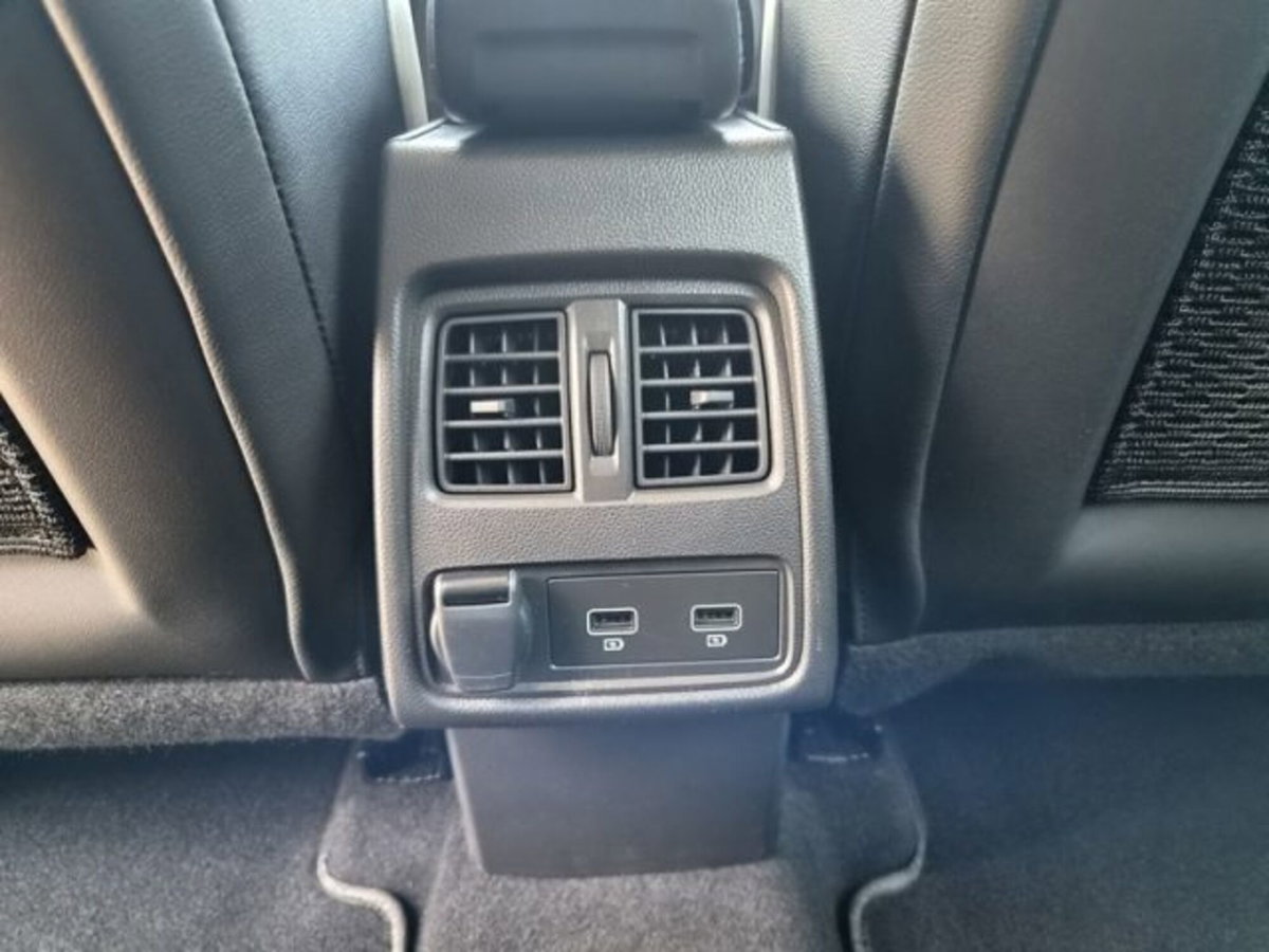 Renault Captur TCe 100 CV GPL Techno (14)