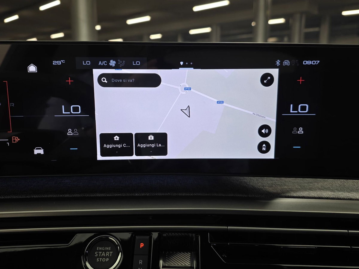 Peugeot 3008 1.2 hybrid GT Exclusive 145cv e-dcs6 (14)