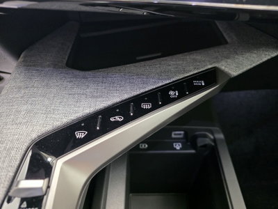 Peugeot 3008 1.2 hybrid GT Exclusive 145cv e-dcs6 (20)