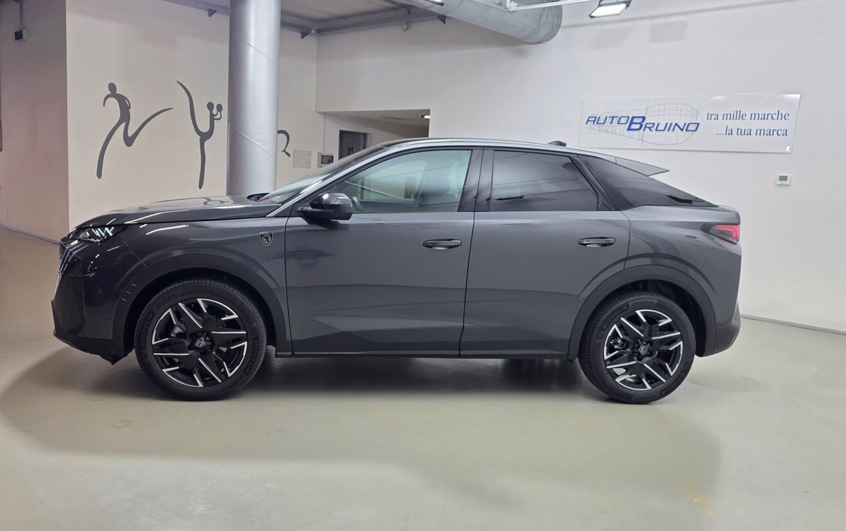 Peugeot 3008 1.2 hybrid GT Exclusive 145cv e-dcs6 (7)