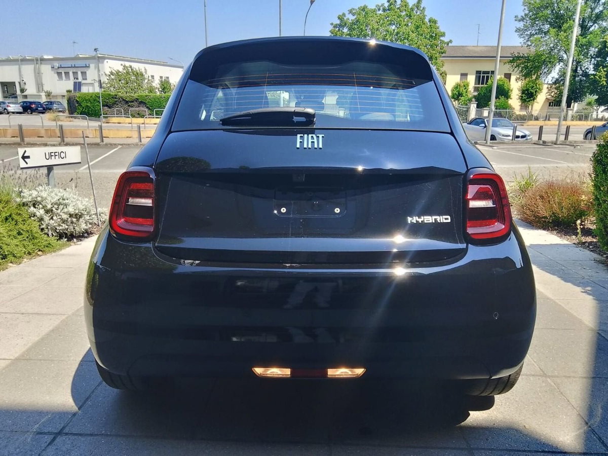 Fiat 500 1.0 hybrid Icon (5)
