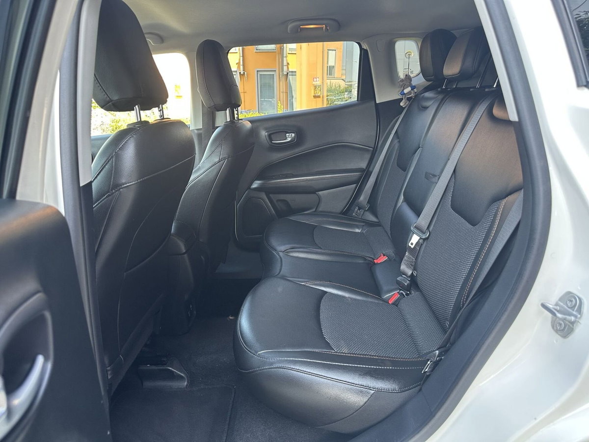 Jeep Compass 1.6 Multijet II 2WD Business (13)