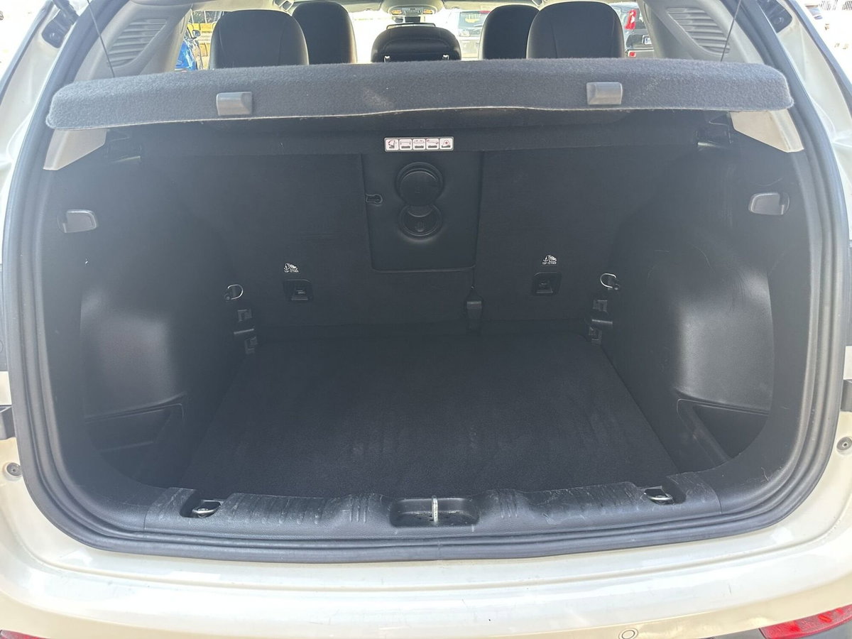 Jeep Compass 1.6 Multijet II 2WD Business (14)