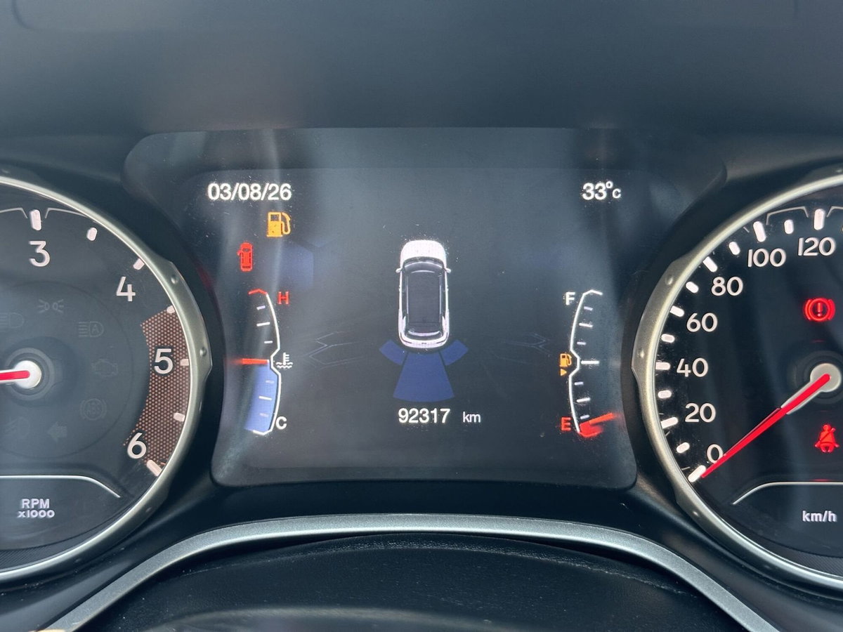 Jeep Compass 1.6 Multijet II 2WD Business (20)