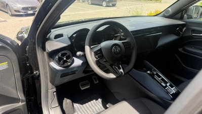 Alfa Romeo Junior 1.2 ibrida Sprint 145cv edct6 (10)