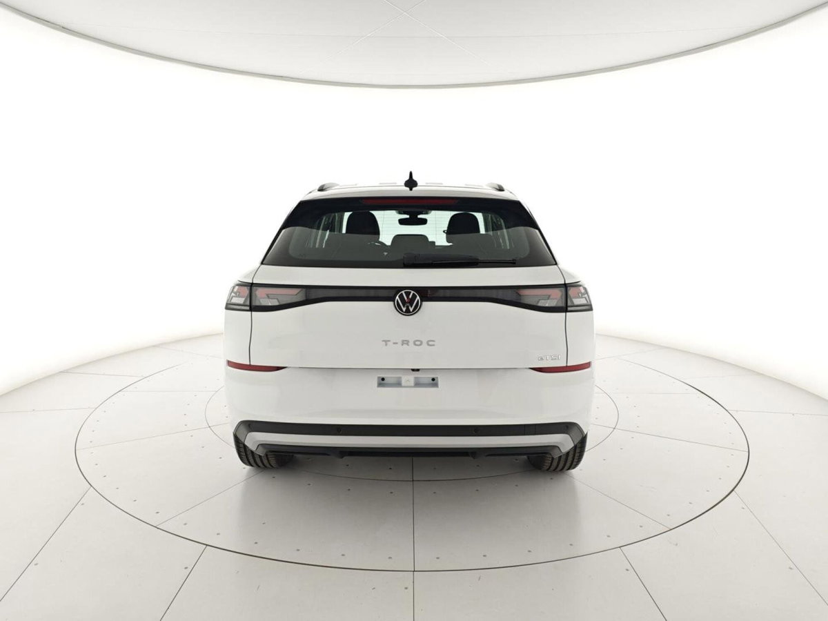 Volkswagen T-Roc 1.5 etsi Life 115cv dsg (4)