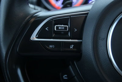 Suzuki Swift 1.0 Boosterjet A/T S (17)