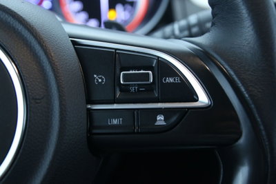 Suzuki Swift 1.0 Boosterjet A/T S (18)