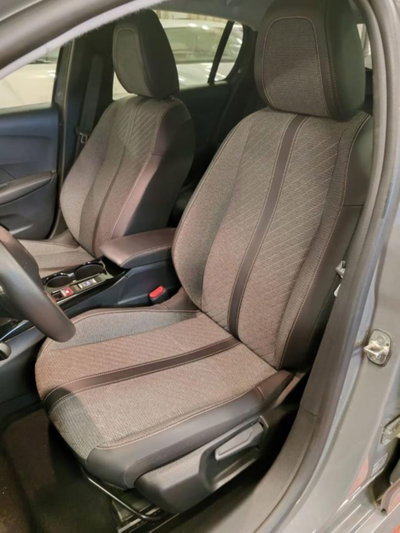 Peugeot 208 1.2 hybrid Active 100cv e-dcs 6 (12)