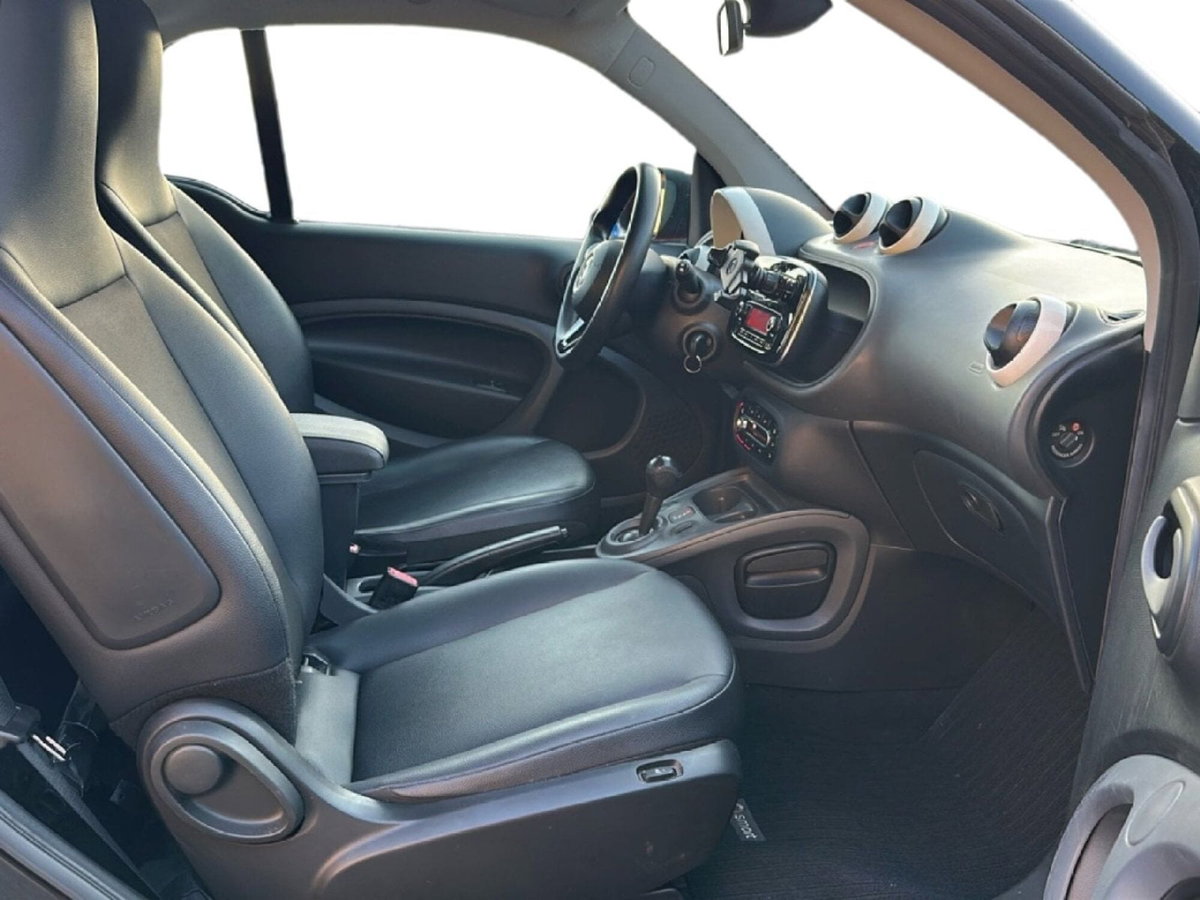 smart Fortwo 70 1.0 twinamic Youngster (10)