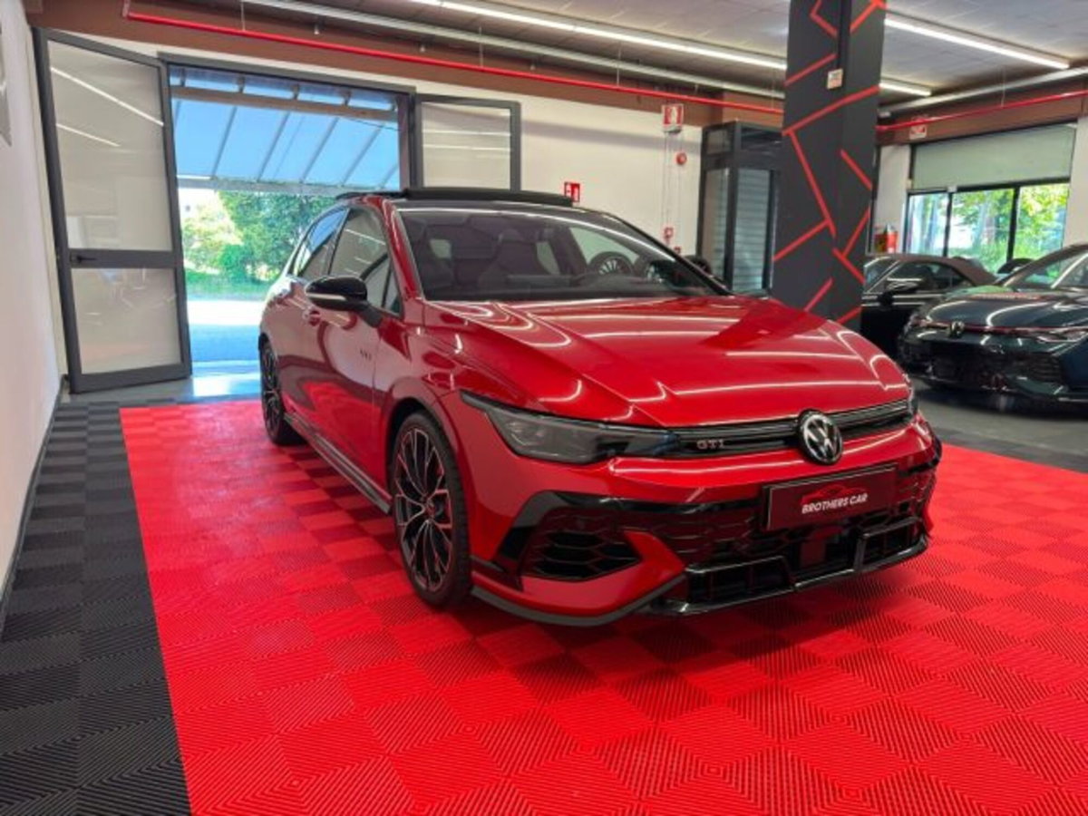 Volkswagen Golf 2.0 TSI GTI DSG Clubsport 45 (3)