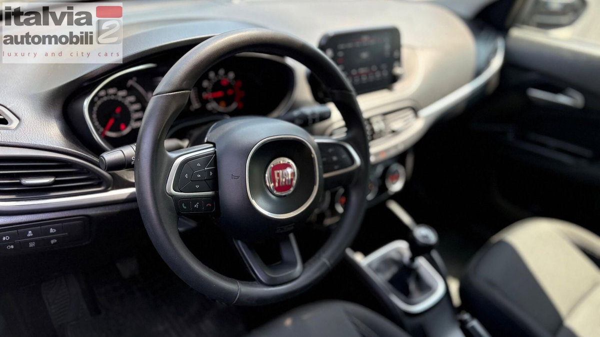 Fiat Tipo Tipo 1.4 T-Jet 120CV 5 porte Mirror (7)