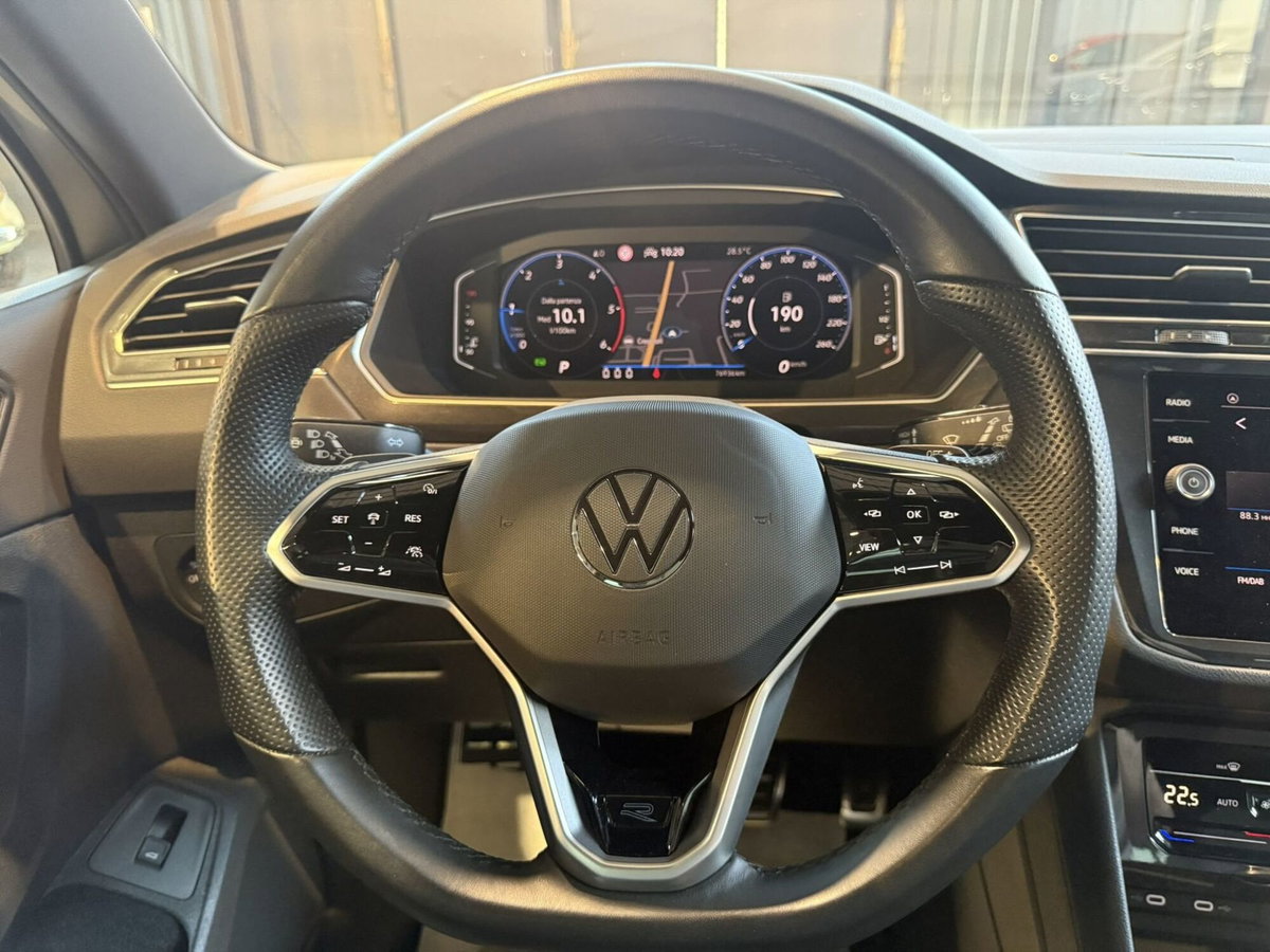 Volkswagen Tiguan Allspace 2.0 TDI SCR DSG 4MOTION Advanced BMT (9)