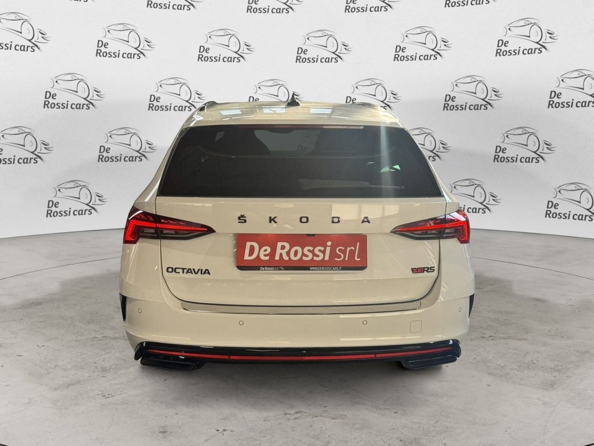 Skoda Octavia Station Wagon 2.0 TDI EVO SCR 200 CV DSG 4x4 Wagon RS (5)