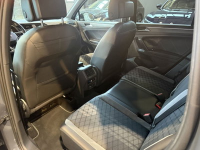 Volkswagen Tiguan Allspace 2.0 TDI SCR DSG 4MOTION R-Line (14)