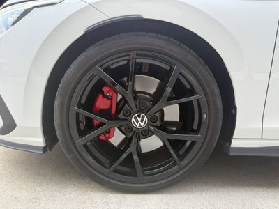 Volkswagen Golf 2.0 TSI GTI DSG (16)