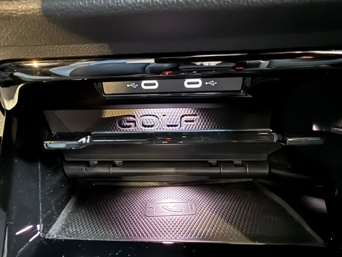 Volkswagen Golf 2.0 TSI GTI DSG (16)