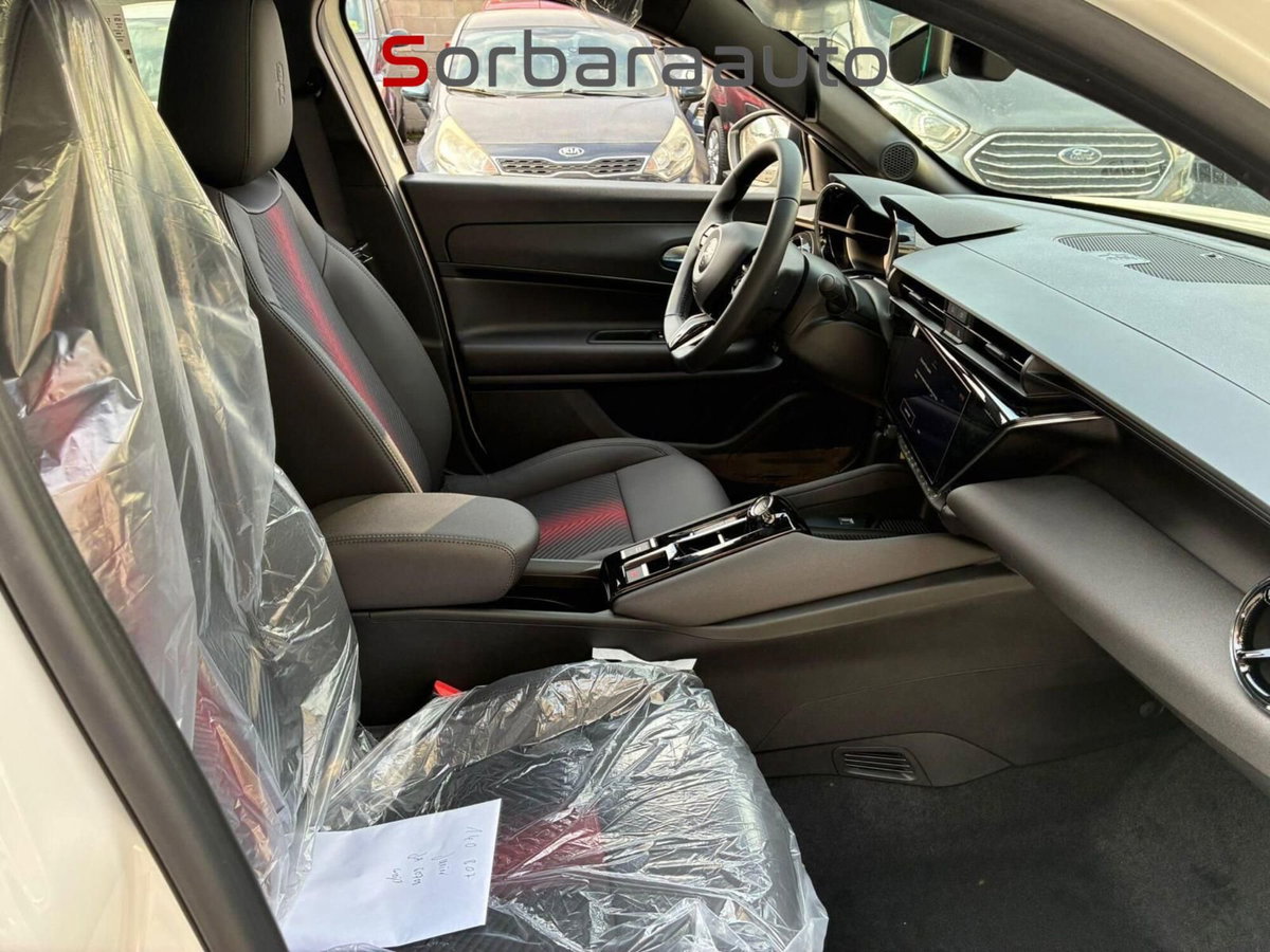 Alfa Romeo Junior 1.2 ibrida 145cv edct6 (14)