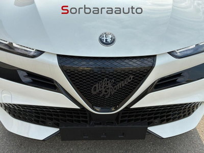 Alfa Romeo Junior 1.2 ibrida 145cv edct6 (9)