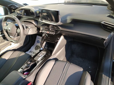 Peugeot 208 1.2 hybrid GT 145cv e-dcs 6 (8)