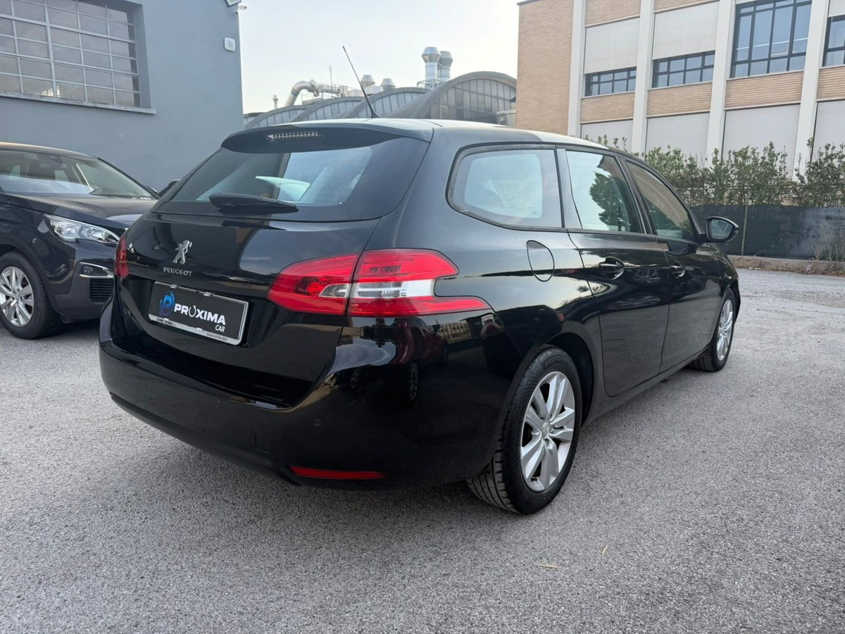 Peugeot 308 SW BlueHDi 120 S&S EAT6 Business (5)