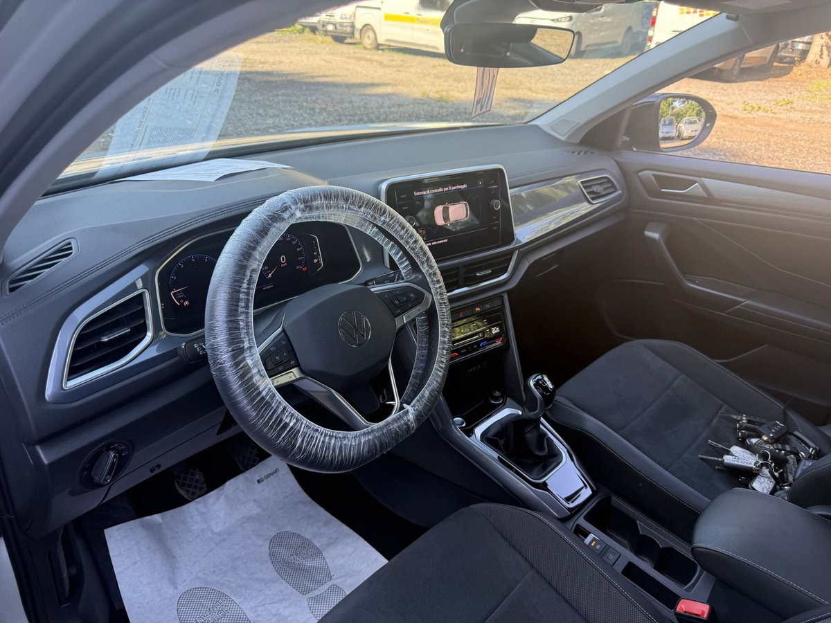 Volkswagen T-Roc 1.0 TSI Style (10)
