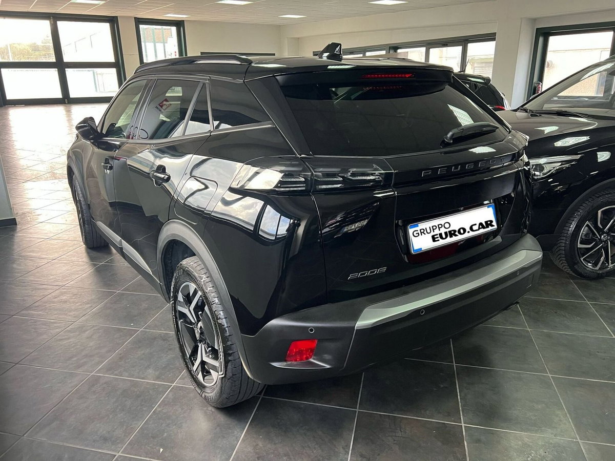 Peugeot 2008 1.2 turbo Style 100cv (5)