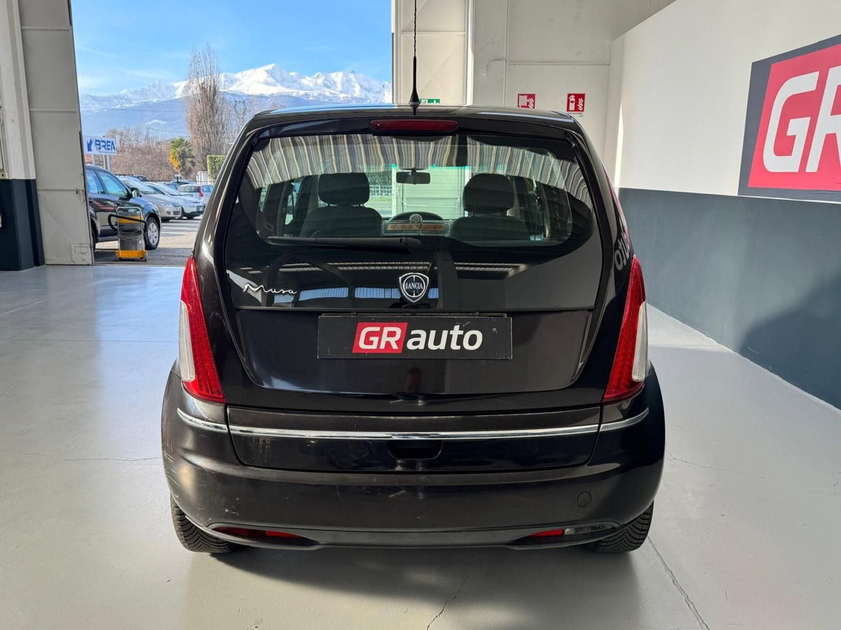 Lancia Musa 1.4 Platino Ecochic GPL (5)