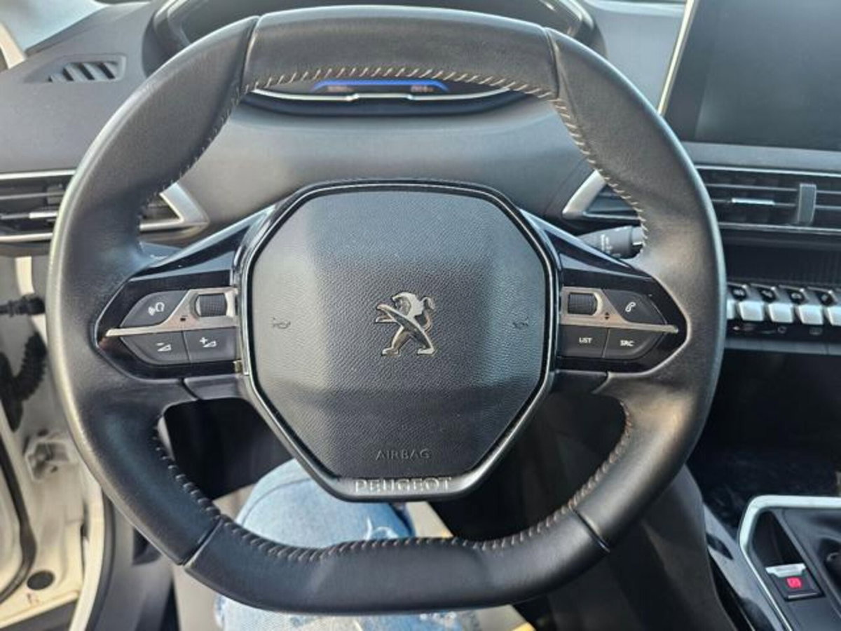 Peugeot 3008 BlueHDi 130 S&S EAT8 Active Pack (12)