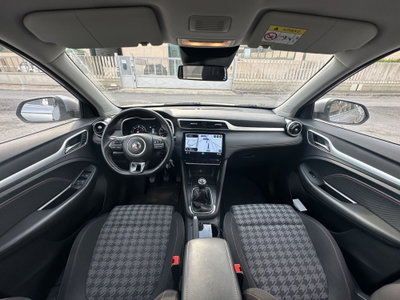 Mg ZS ZS 1.5 Luxury (10)
